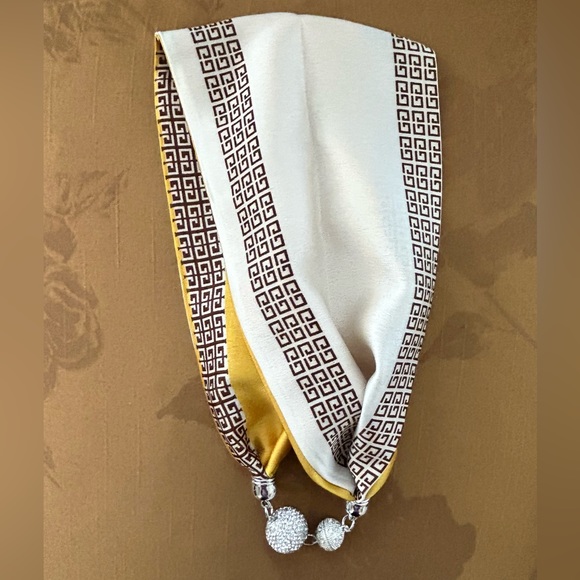 Satin Gold/White Scarf with Silver Crystal Rhinestone Necklace - Picture 4 of 11